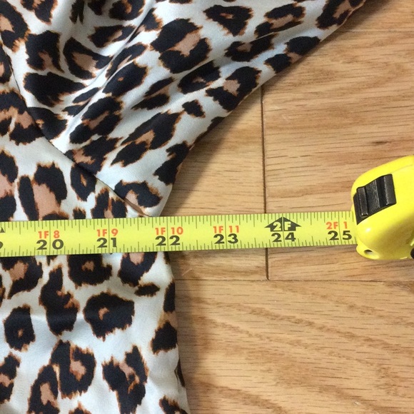 L LOFT Leopard satin notch collar pajama set - Picture 7 of 16